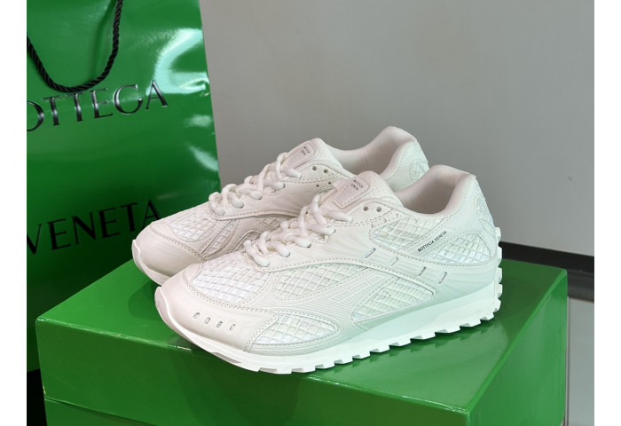 B0tte*a vene*ta orbit sneakers