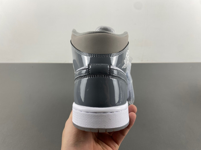 Jordan 1 Mid SE White Medium Grey Cool Grey HF3216-100