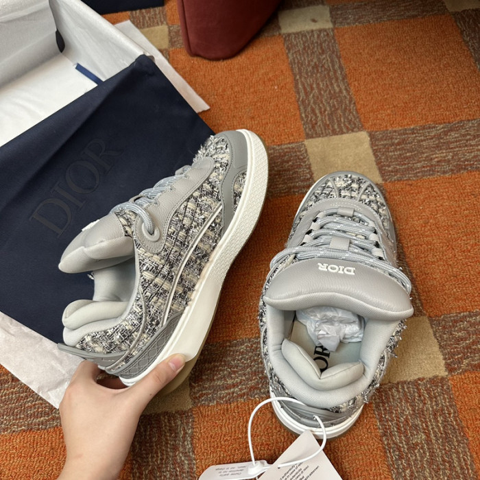 D1OR B9s SNEAKER