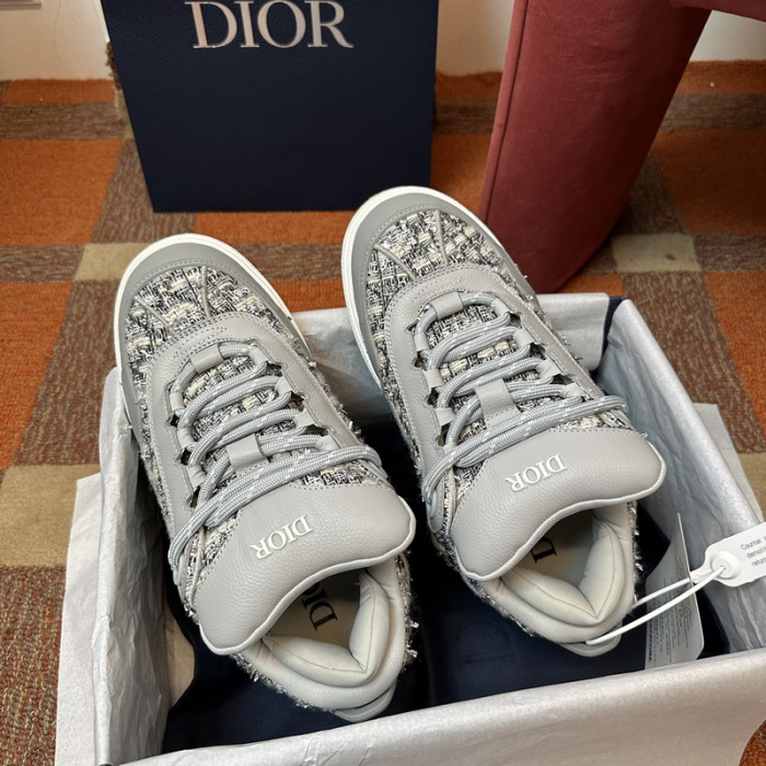 D1OR B9s SNEAKER