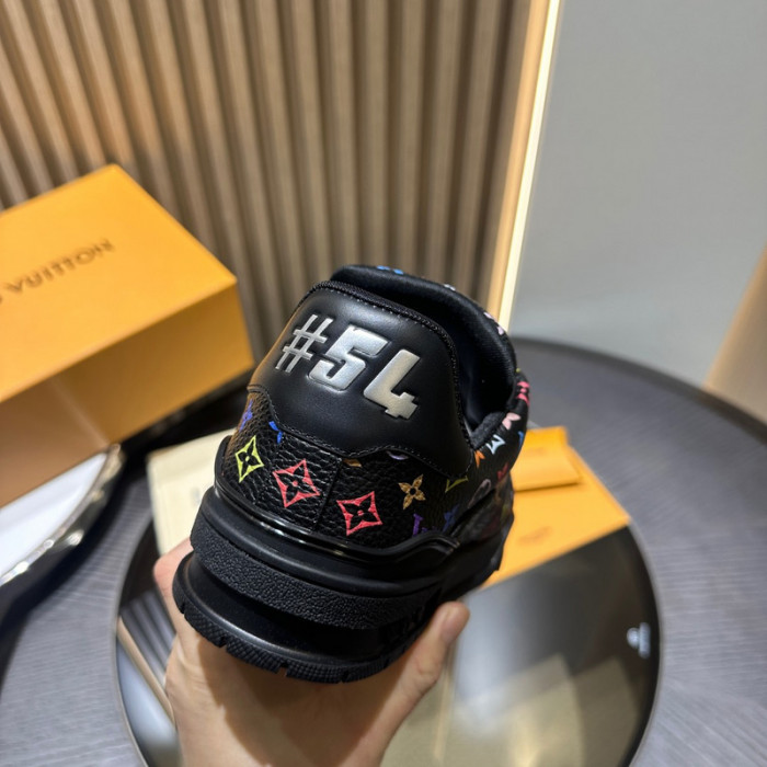 LOU1VTON SNEAKER
