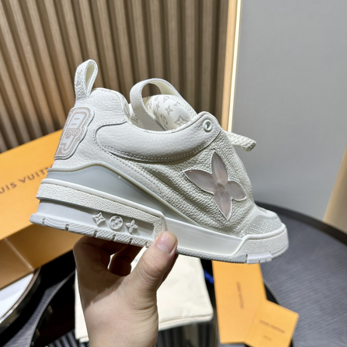 LOU1VTON SNEAKER