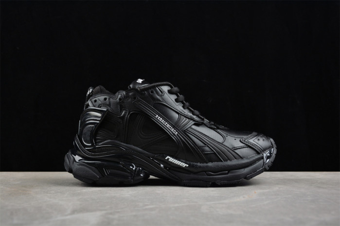BLCG RUNNER SNEAKER