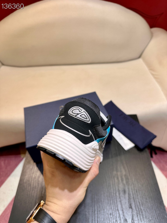 D1OR B30 SNEAKER