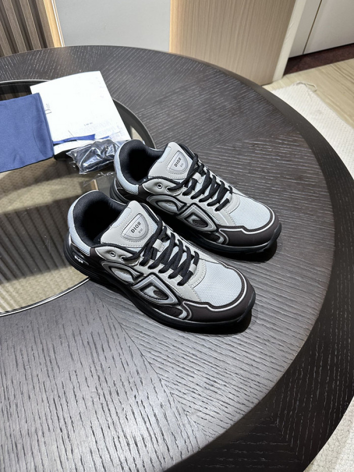 D1OR B30 SNEAKER