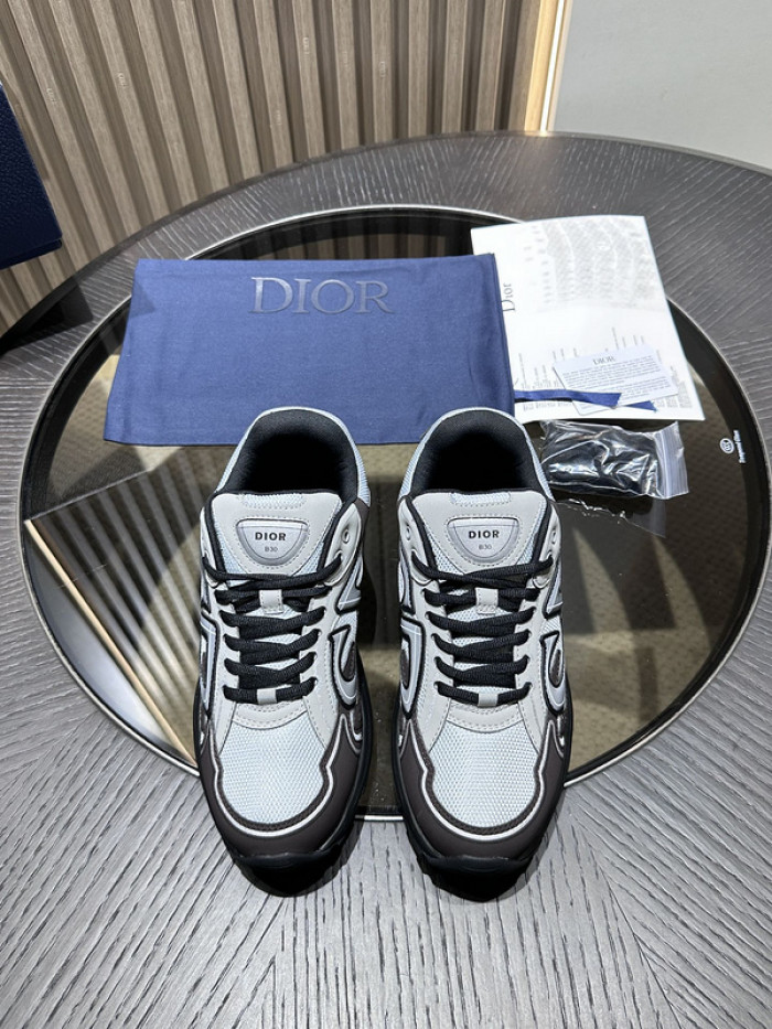 D1OR B30 SNEAKER