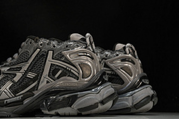 BLCG RUNNER SNEAKER