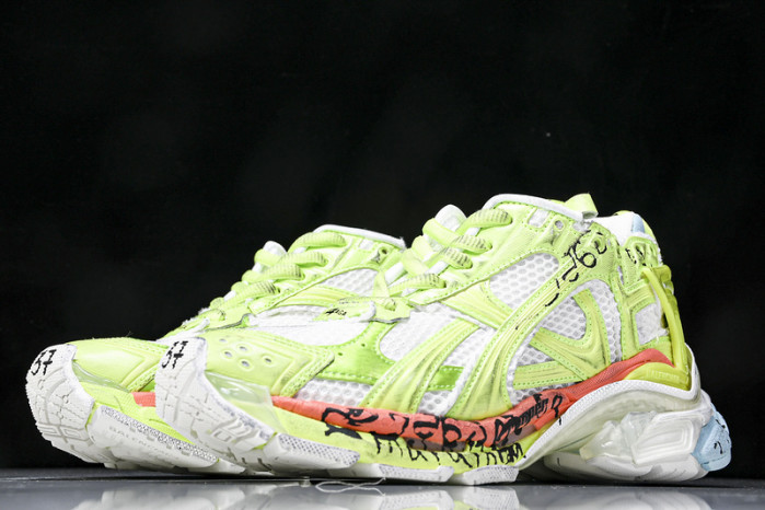 BLCG RUNNER SNEAKER