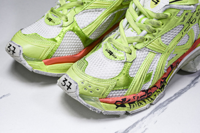 BLCG RUNNER SNEAKER