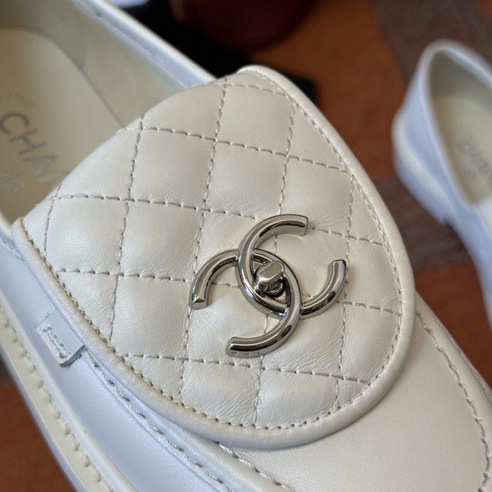 Ch**el loafer