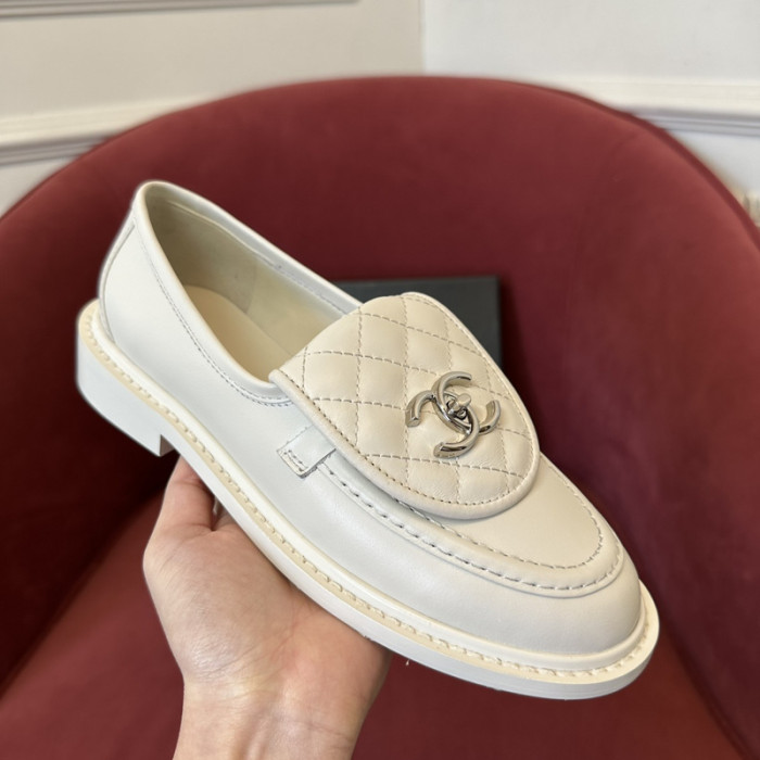 Ch**el loafer