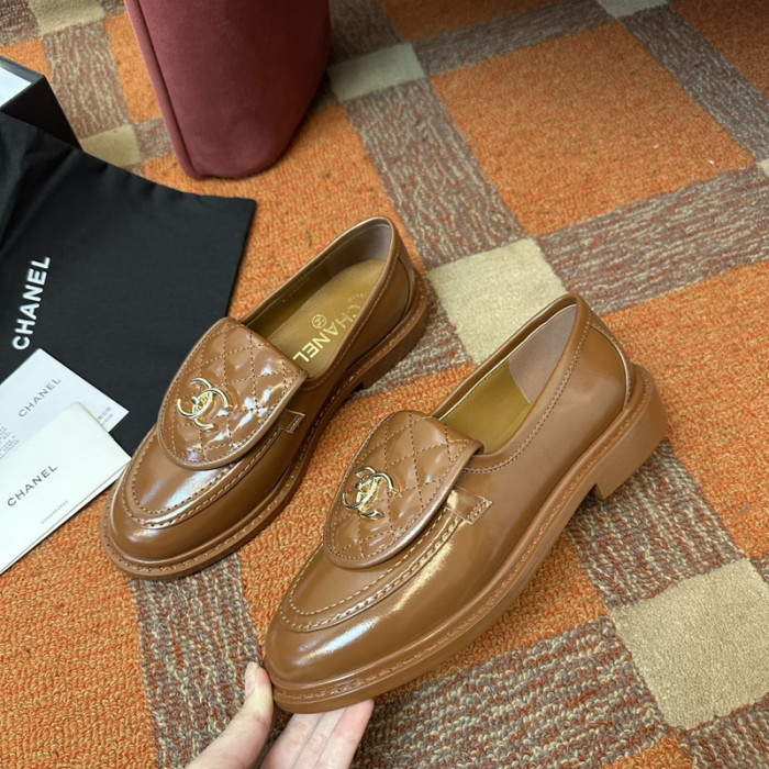 Ch**el loafer