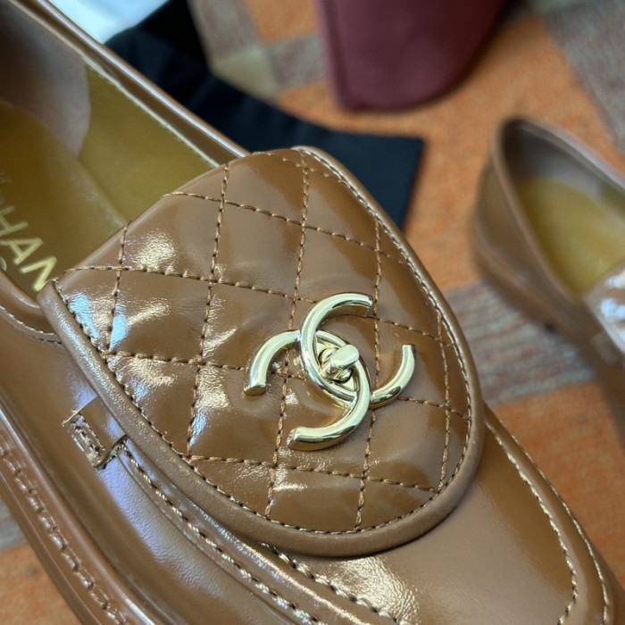 Ch**el loafer
