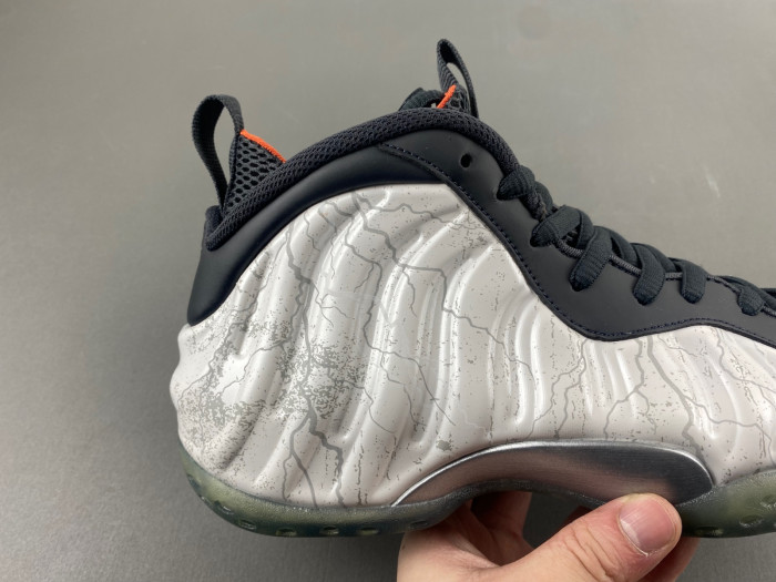 Nike Air Foamposite One Tekken 8 Jin Kazama HF6367-001