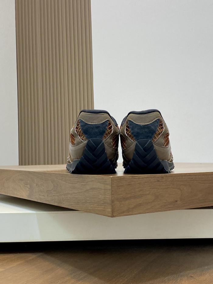 B0tte*a vene*ta orbit sneakers