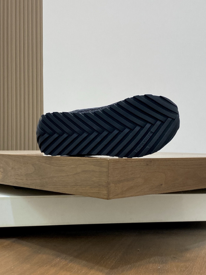 B0tte*a vene*ta orbit sneakers