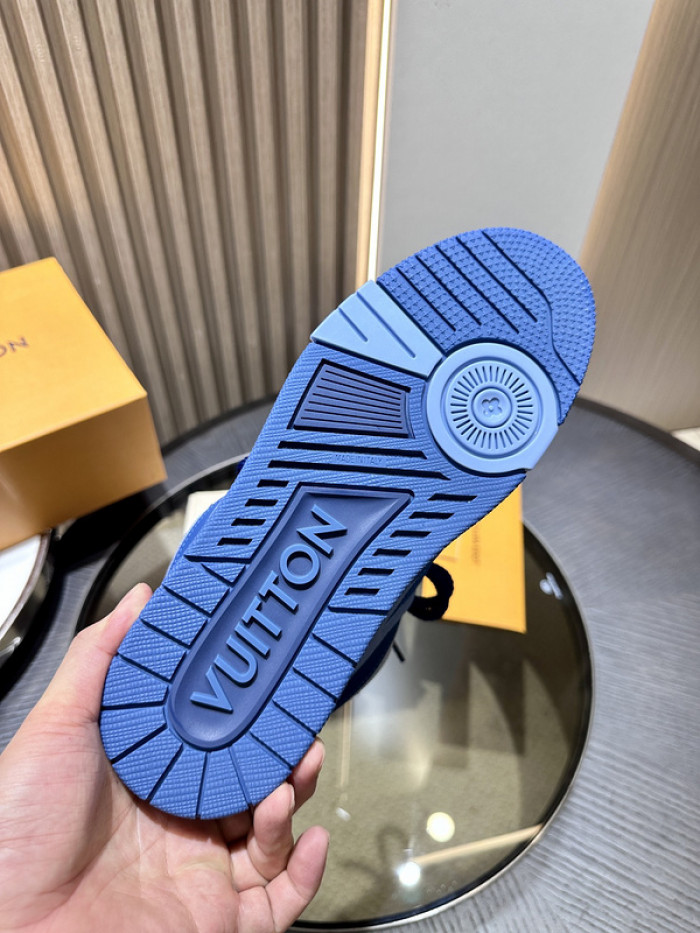 LOU1VTON SNEAKER