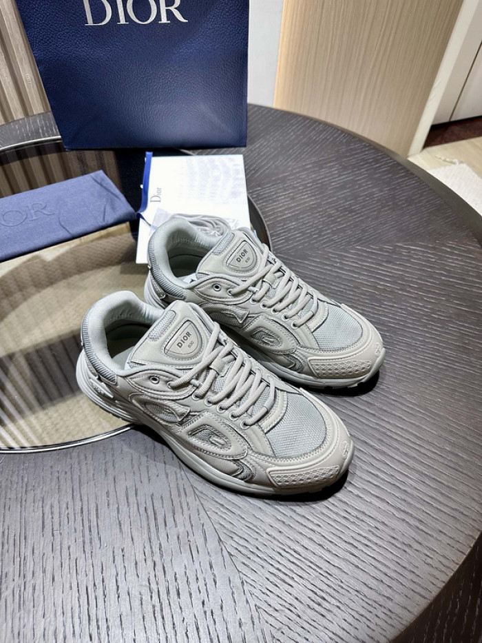 D1OR B30 SNEAKER