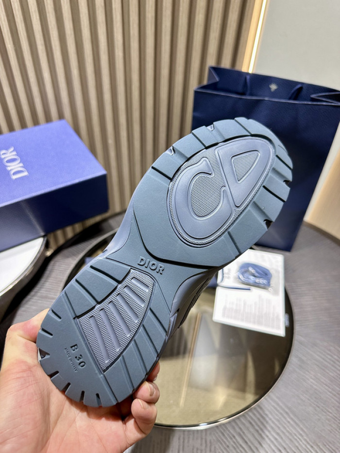 D1OR B30 SNEAKER