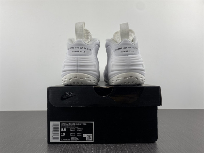 cdg x nike air foamposite one dj7952-100