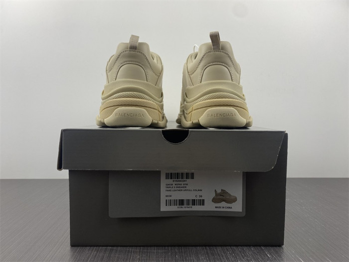 blc* triple s trainer