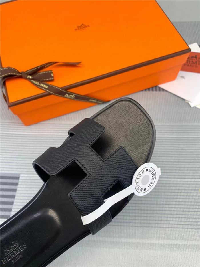 ORAN SANDAL