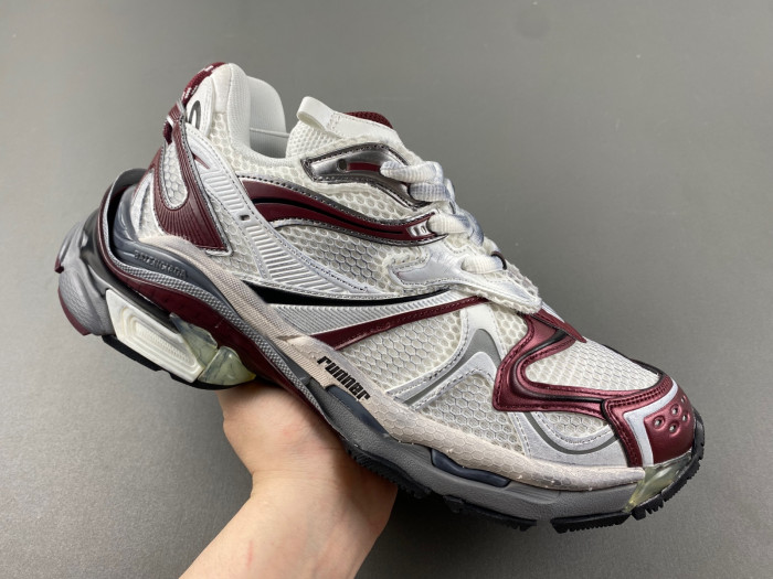 blcg runner sneaker