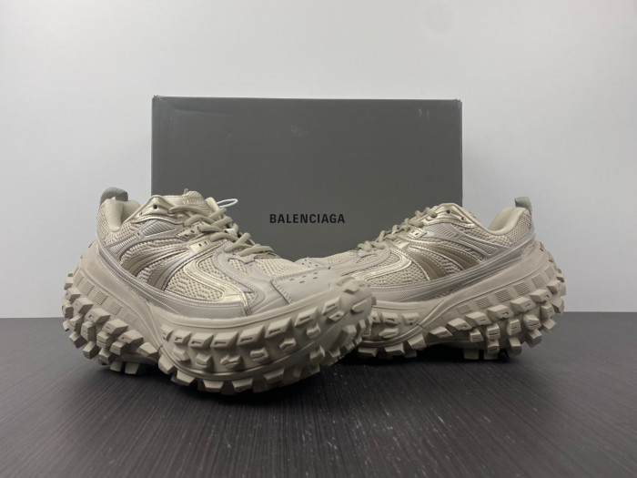 blc* defender sneaker