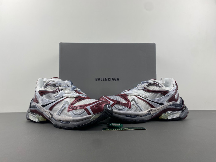 blcg runner sneaker