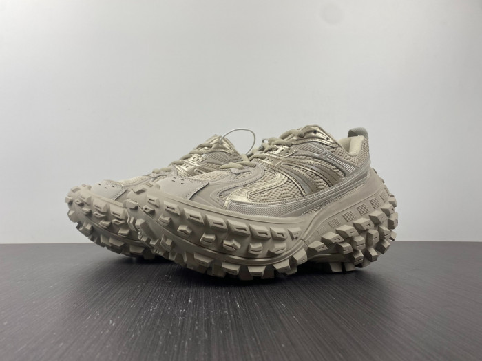 blc* defender sneaker