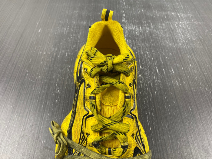 blc* 3xl sneaker