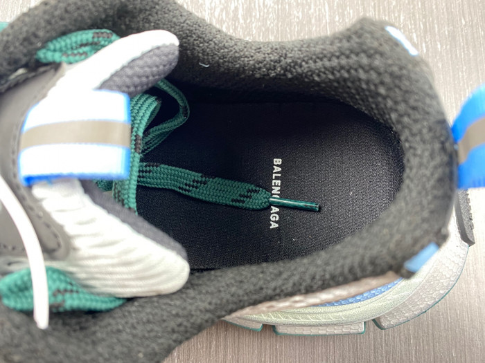 blc* 3xl sneaker