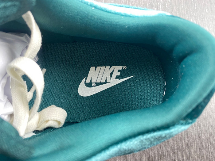 nike dunk low "velvet teal" dz5224-300