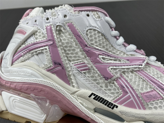 BLCG RUNNER SNEAKER