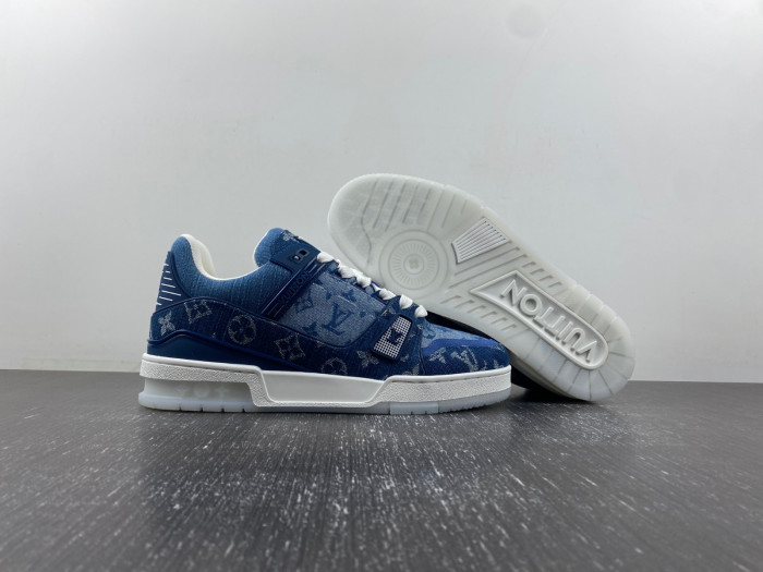 LOU1VTON trainer (EU47)