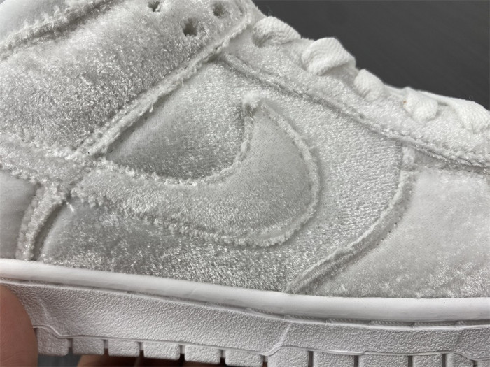 dover street market nike dunk low dh2686-100