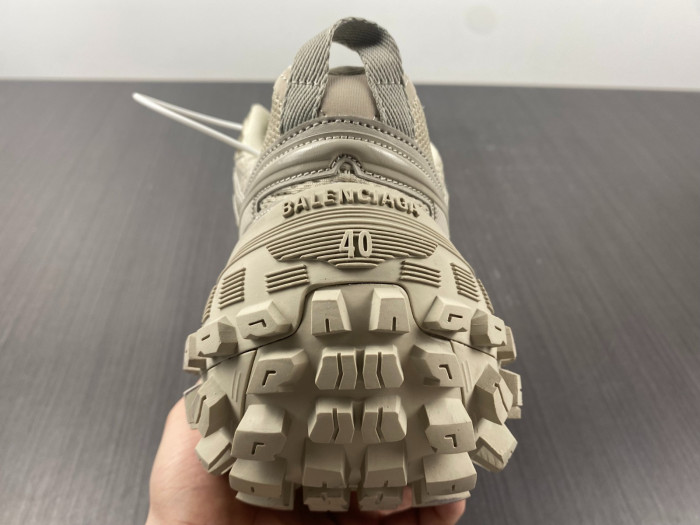 blc* defender sneaker