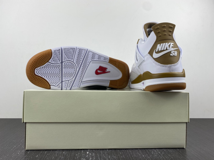 Nike SB x Air Jordan 4 customize
