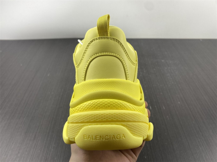 blc* triple s trainer