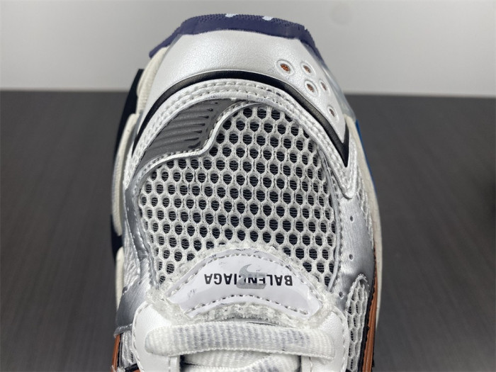 blcg runner sneaker