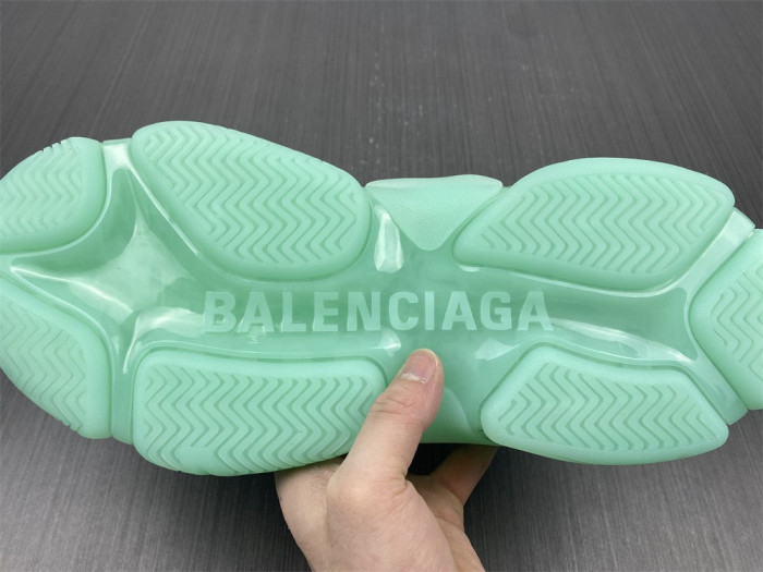 blc* triple s trainer