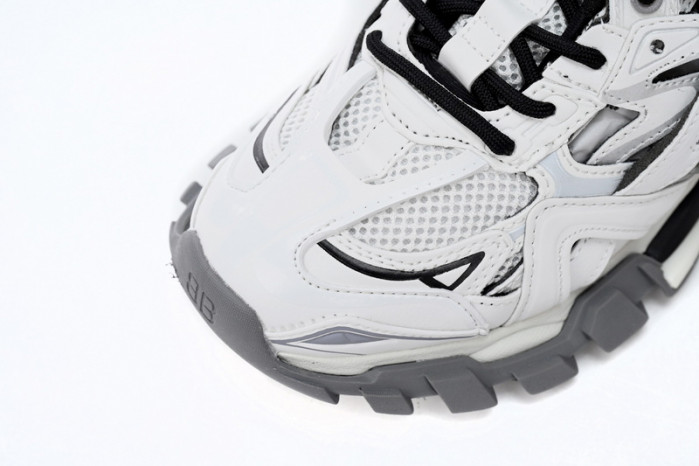 belanciaga Track 2 Sneaker Black And White 568614 W2GN3 1090