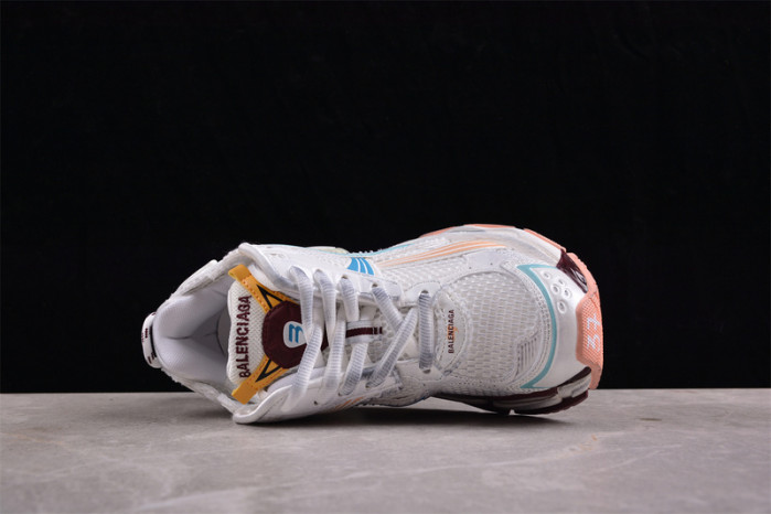 blcg runner sneaker