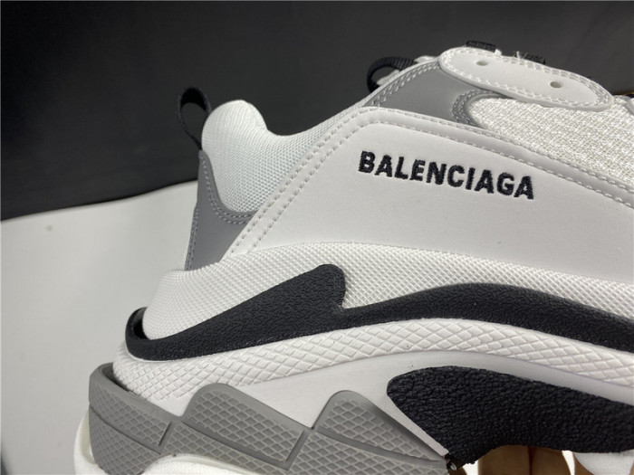 blc* triple s trainer