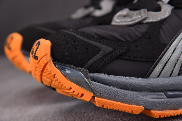blcg runner sneaker