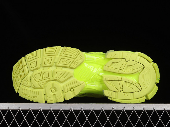 blcg runner sneaker