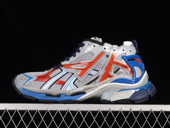 blcg runner sneaker