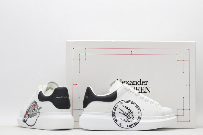 Mcqv*en oversized sneaker