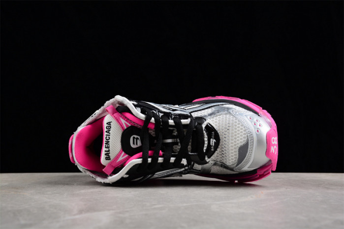 blcg runner sneaker