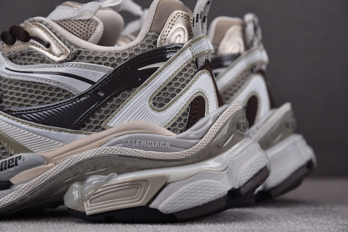 blcg runner sneaker